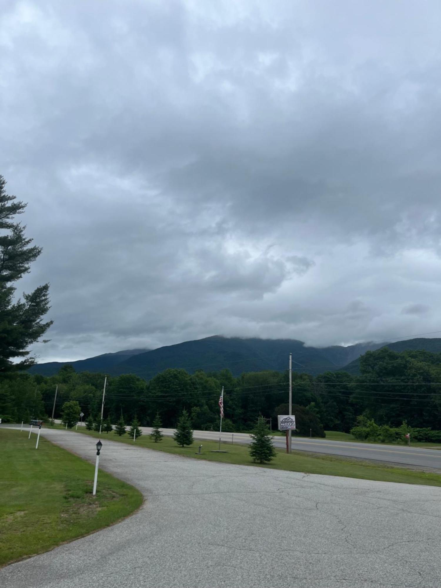 Mount Jefferson View Motel Randolph Ngoại thất bức ảnh